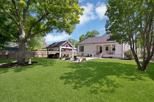 410 W Spring Street, Weatherford, TX 76086