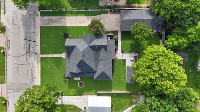 410 W Spring Street, Weatherford, TX 76086