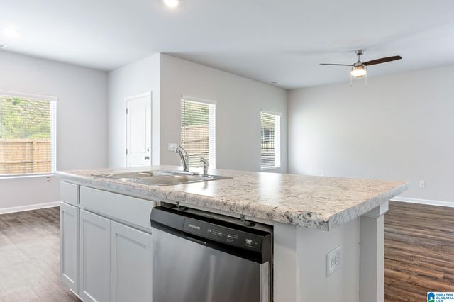 174 COLLEGE PARK DRIVE, Childersburg, AL 35044