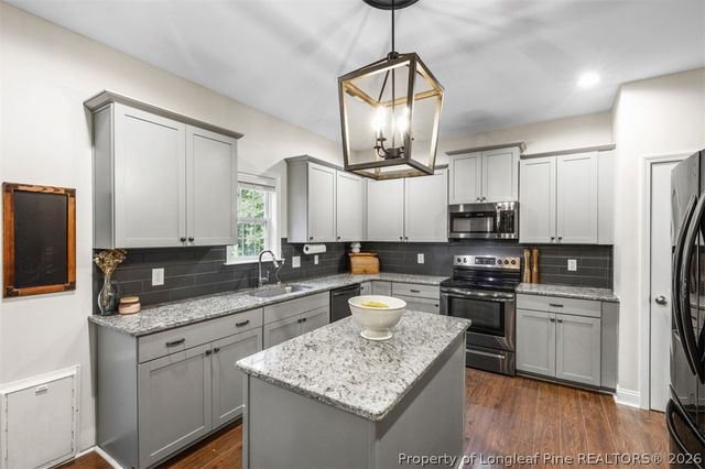 213 Stella Way, Cameron, NC 28326