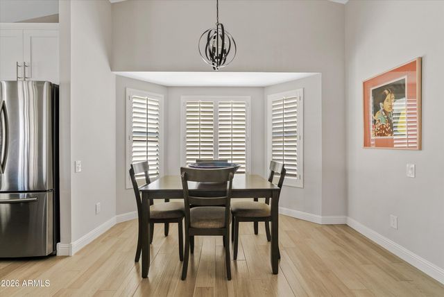 9032 E SUTTON Drive, Scottsdale, AZ 85260