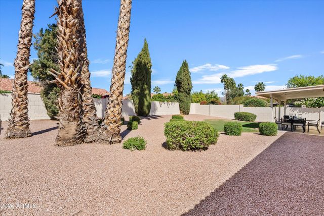 9032 E SUTTON Drive, Scottsdale, AZ 85260