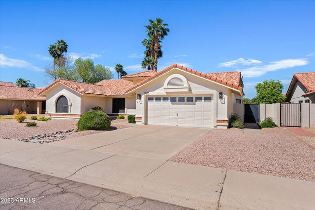 9032 E SUTTON Drive, Scottsdale, AZ 85260