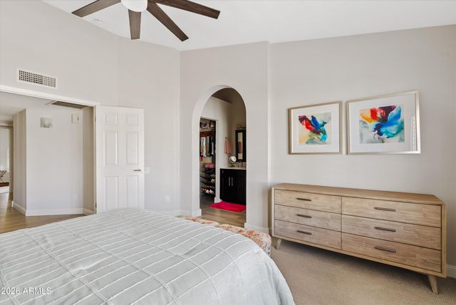 9032 E SUTTON Drive, Scottsdale, AZ 85260