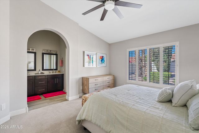 9032 E SUTTON Drive, Scottsdale, AZ 85260