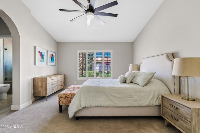 9032 E SUTTON Drive, Scottsdale, AZ 85260