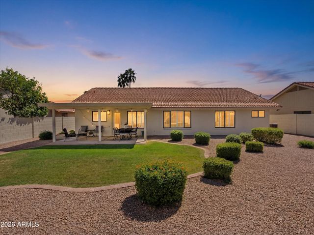 9032 E SUTTON Drive, Scottsdale, AZ 85260