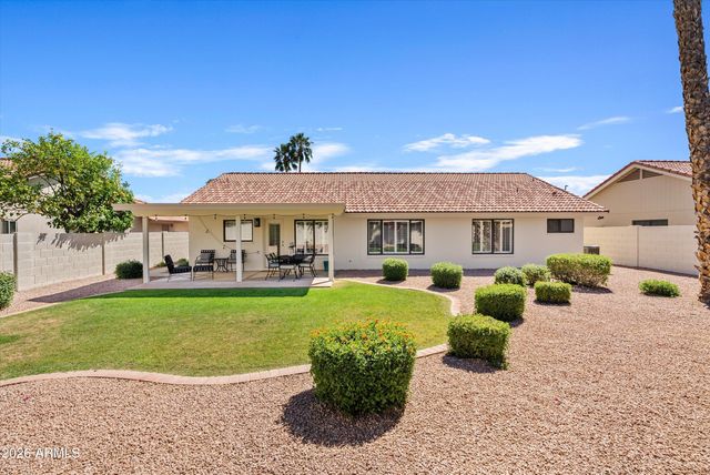 9032 E SUTTON Drive, Scottsdale, AZ 85260