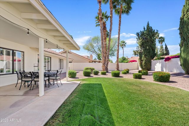 9032 E SUTTON Drive, Scottsdale, AZ 85260