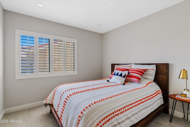 9032 E SUTTON Drive, Scottsdale, AZ 85260