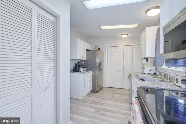 77 BARBIE LN, Martinsburg, WV 25405