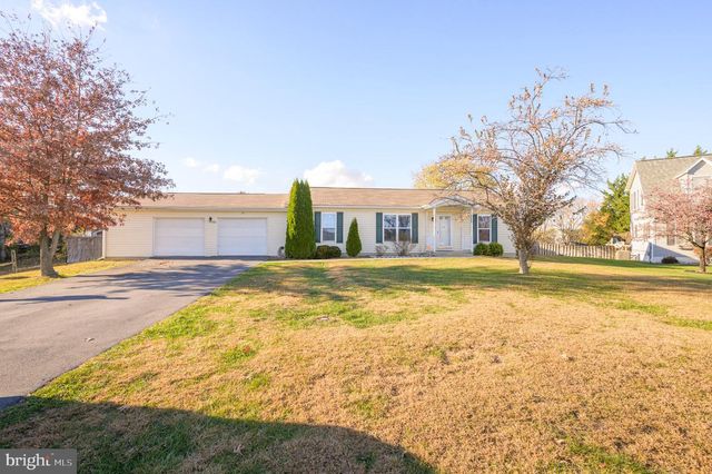77 BARBIE LN, Martinsburg, WV 25405