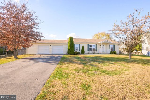 77 BARBIE LN, Martinsburg, WV 25405