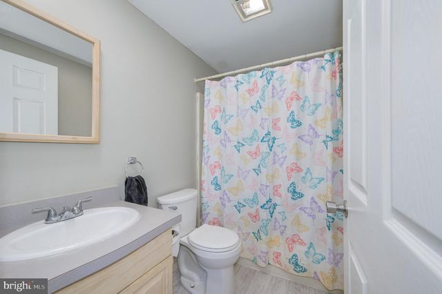 77 BARBIE LN, Martinsburg, WV 25405