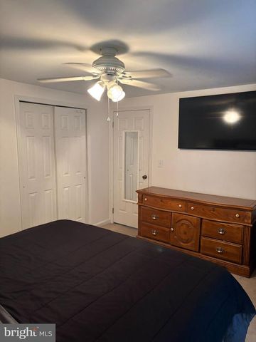 77 BARBIE LN, Martinsburg, WV 25405