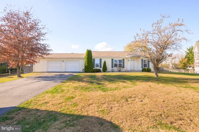 77 BARBIE LN, Martinsburg, WV 25405