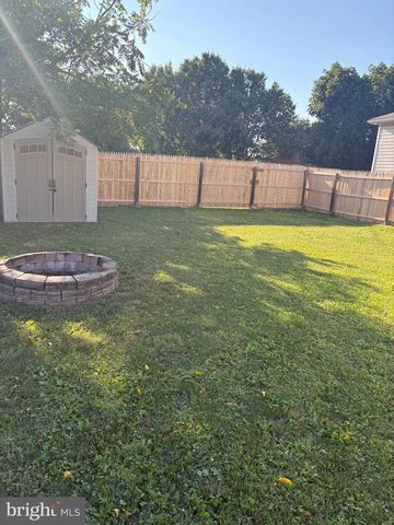 77 BARBIE LN, Martinsburg, WV 25405