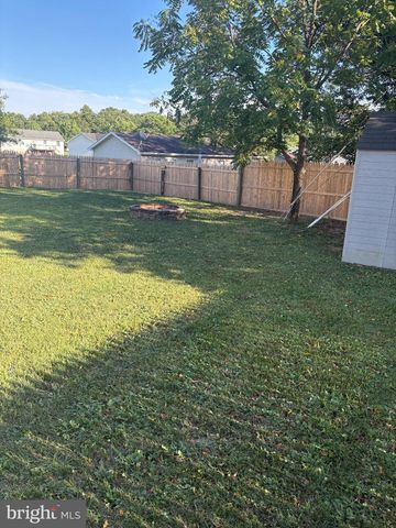 77 BARBIE LN, Martinsburg, WV 25405