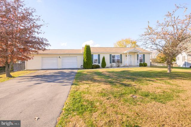 77 BARBIE LN, Martinsburg, WV 25405