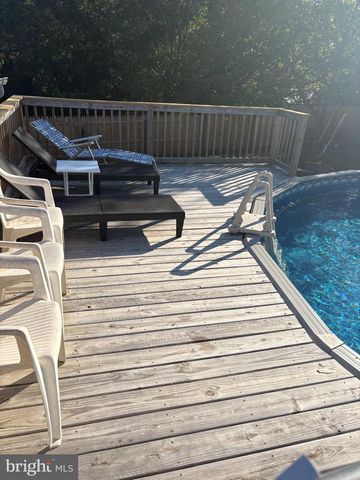 77 BARBIE LN, Martinsburg, WV 25405