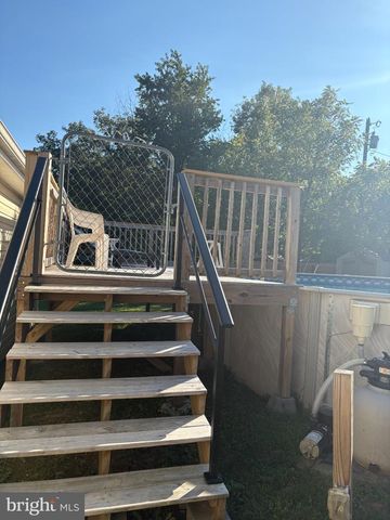 77 BARBIE LN, Martinsburg, WV 25405