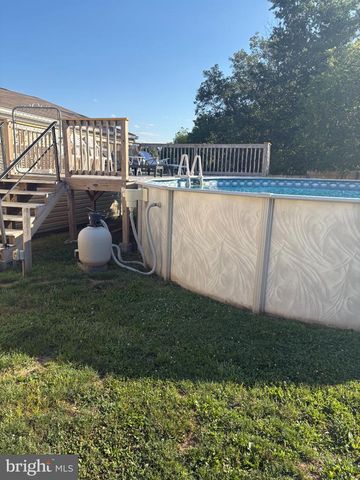 77 BARBIE LN, Martinsburg, WV 25405