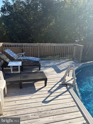 77 BARBIE LN, Martinsburg, WV 25405