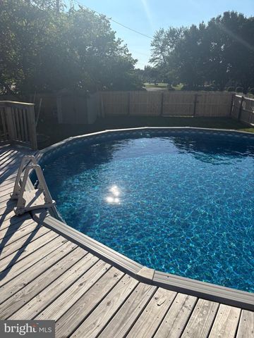 77 BARBIE LN, Martinsburg, WV 25405