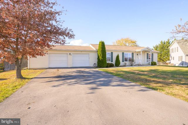 77 BARBIE LN, Martinsburg, WV 25405