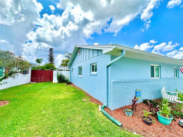 460 S DEERWOOD AVENUE, Orlando, FL 32825