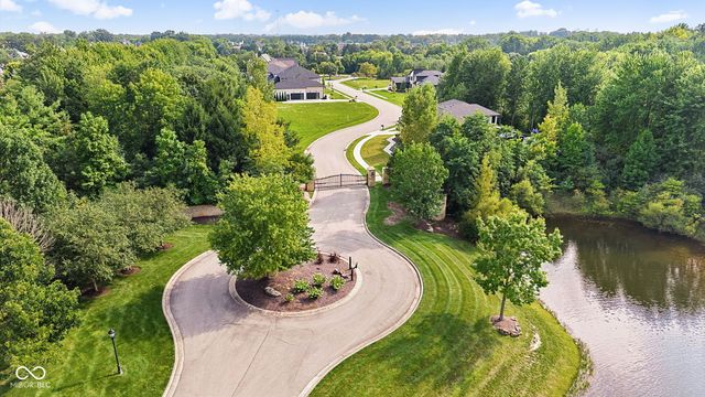 10470 Woodhall Lane, Carmel, IN 46032