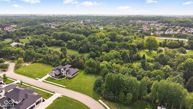 10470 Woodhall Lane, Carmel, IN 46032