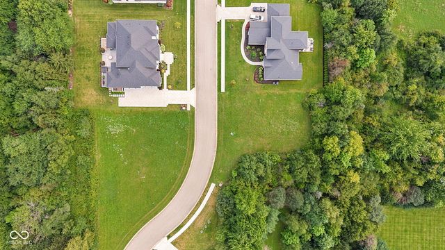 10470 Woodhall Lane, Carmel, IN 46032
