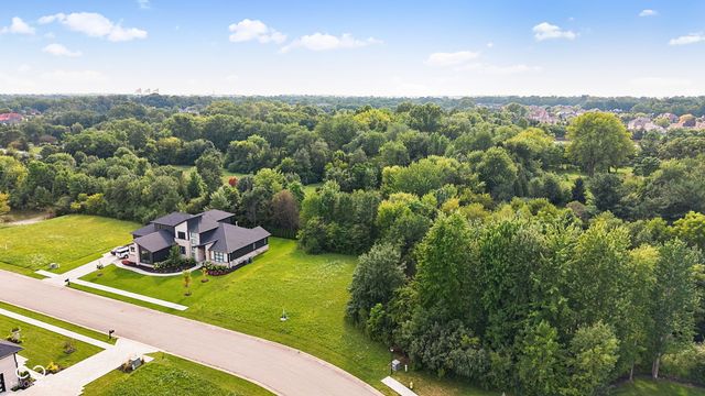 10470 Woodhall Lane, Carmel, IN 46032