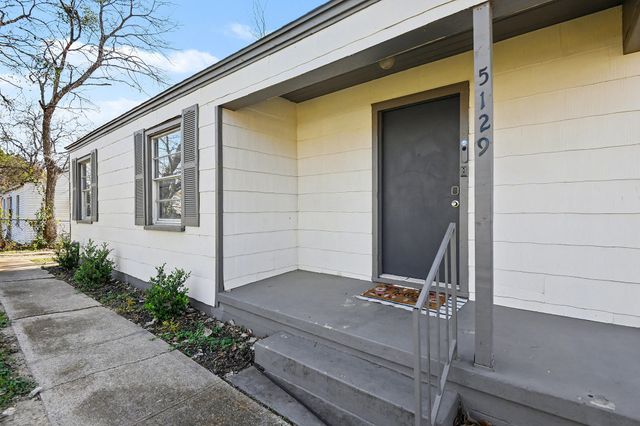 5129 Penrod Court, River Oaks, TX 76114