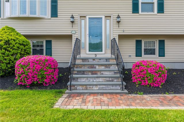 9 Kathleen Drive, Warren, RI 02885