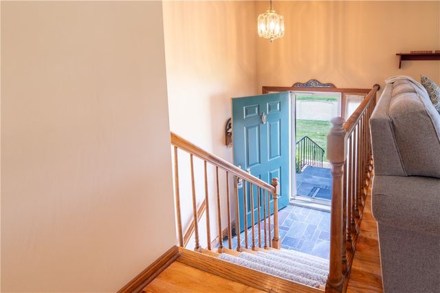 9 Kathleen Drive, Warren, RI 02885