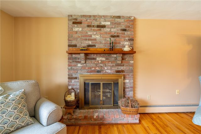 9 Kathleen Drive, Warren, RI 02885