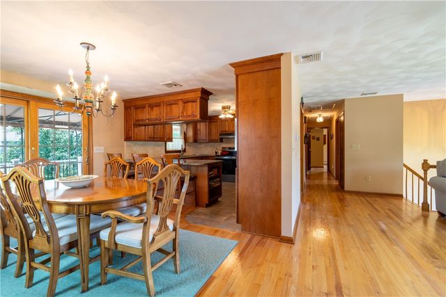 9 Kathleen Drive, Warren, RI 02885