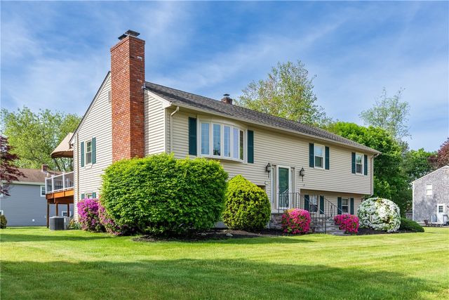 9 Kathleen Drive, Warren, RI 02885