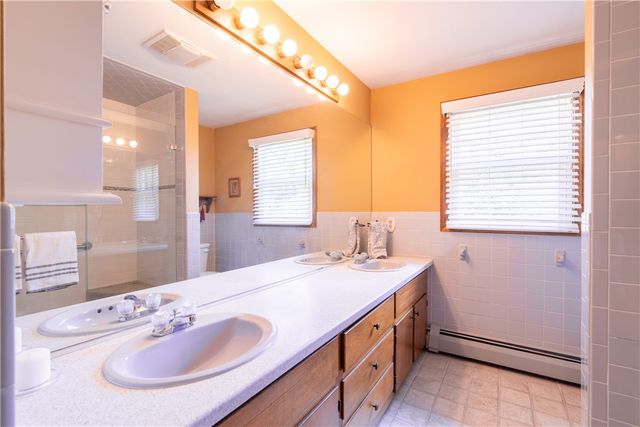 9 Kathleen Drive, Warren, RI 02885