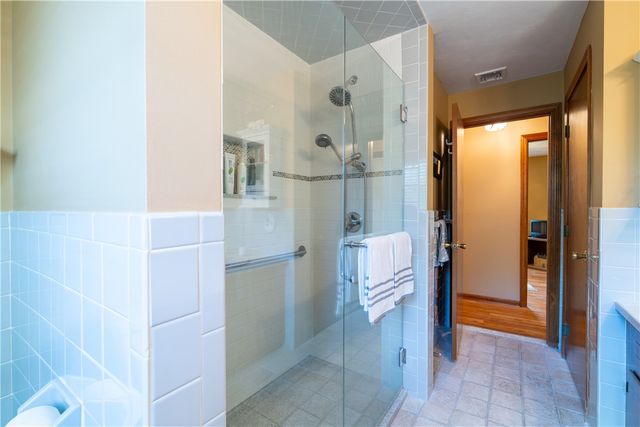 9 Kathleen Drive, Warren, RI 02885