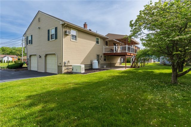 9 Kathleen Drive, Warren, RI 02885