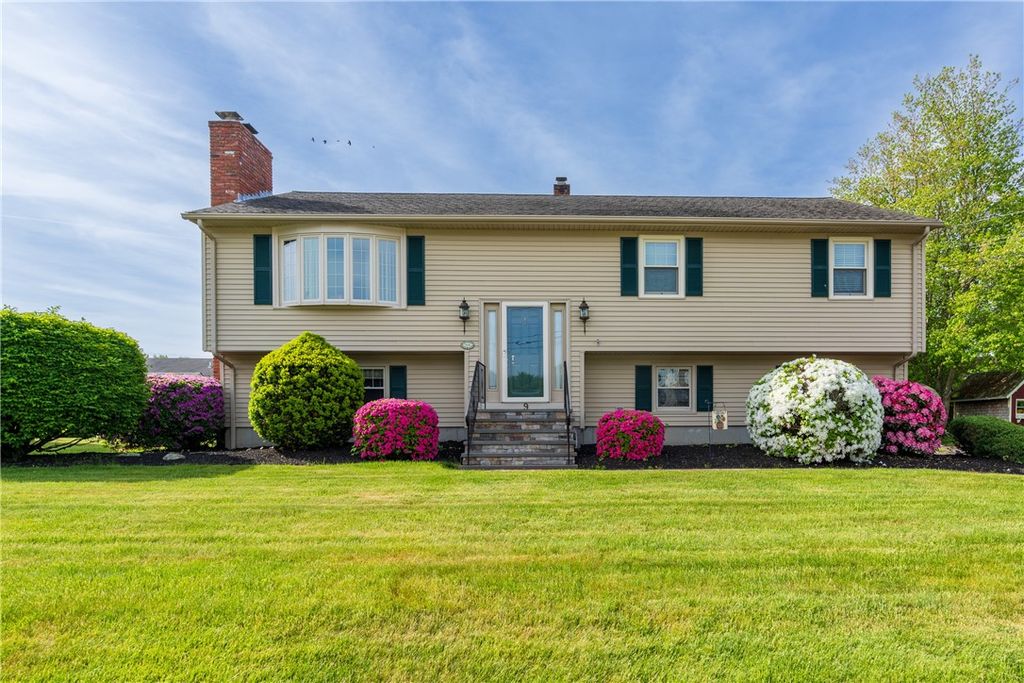 9 Kathleen Drive, Warren, RI 02885