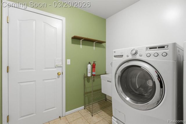 35950 Tamarack Court, New Baltimore, MI 48047