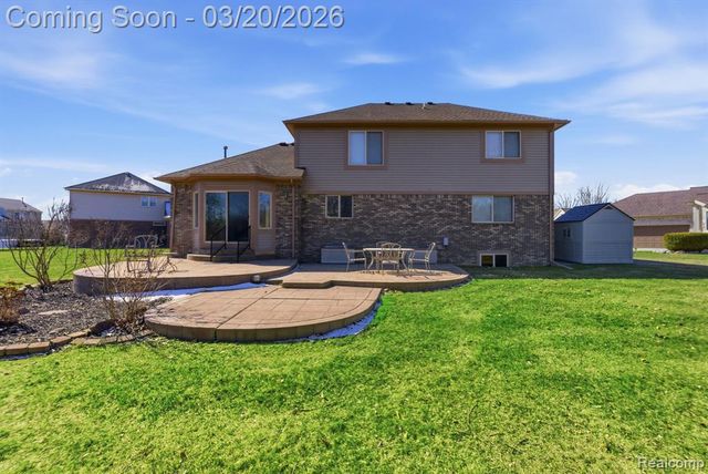 35950 Tamarack Court, New Baltimore, MI 48047