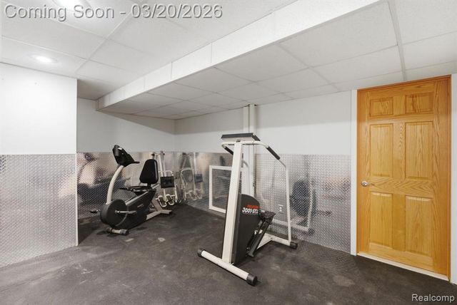 35950 Tamarack Court, New Baltimore, MI 48047