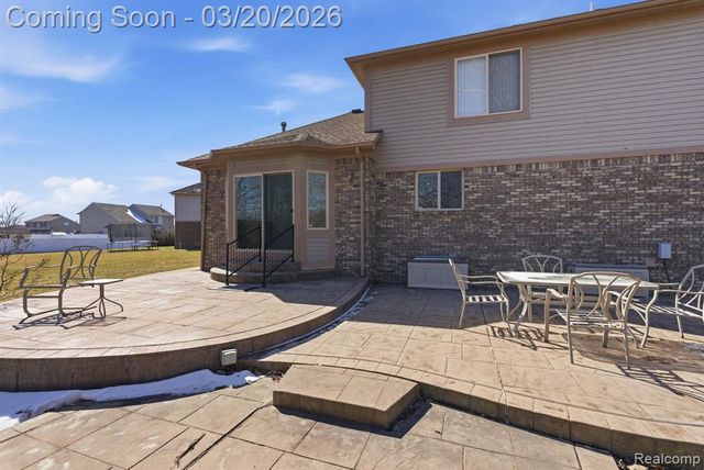 35950 Tamarack Court, New Baltimore, MI 48047