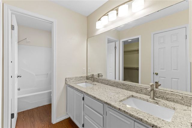 2806 Victoria Park Dr, Corpus Christi, TX 78414