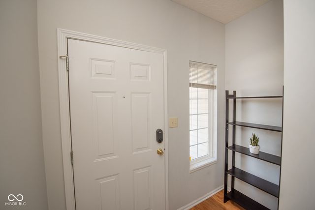 5437 Nighthawk Way, Indianapolis, IN 46254